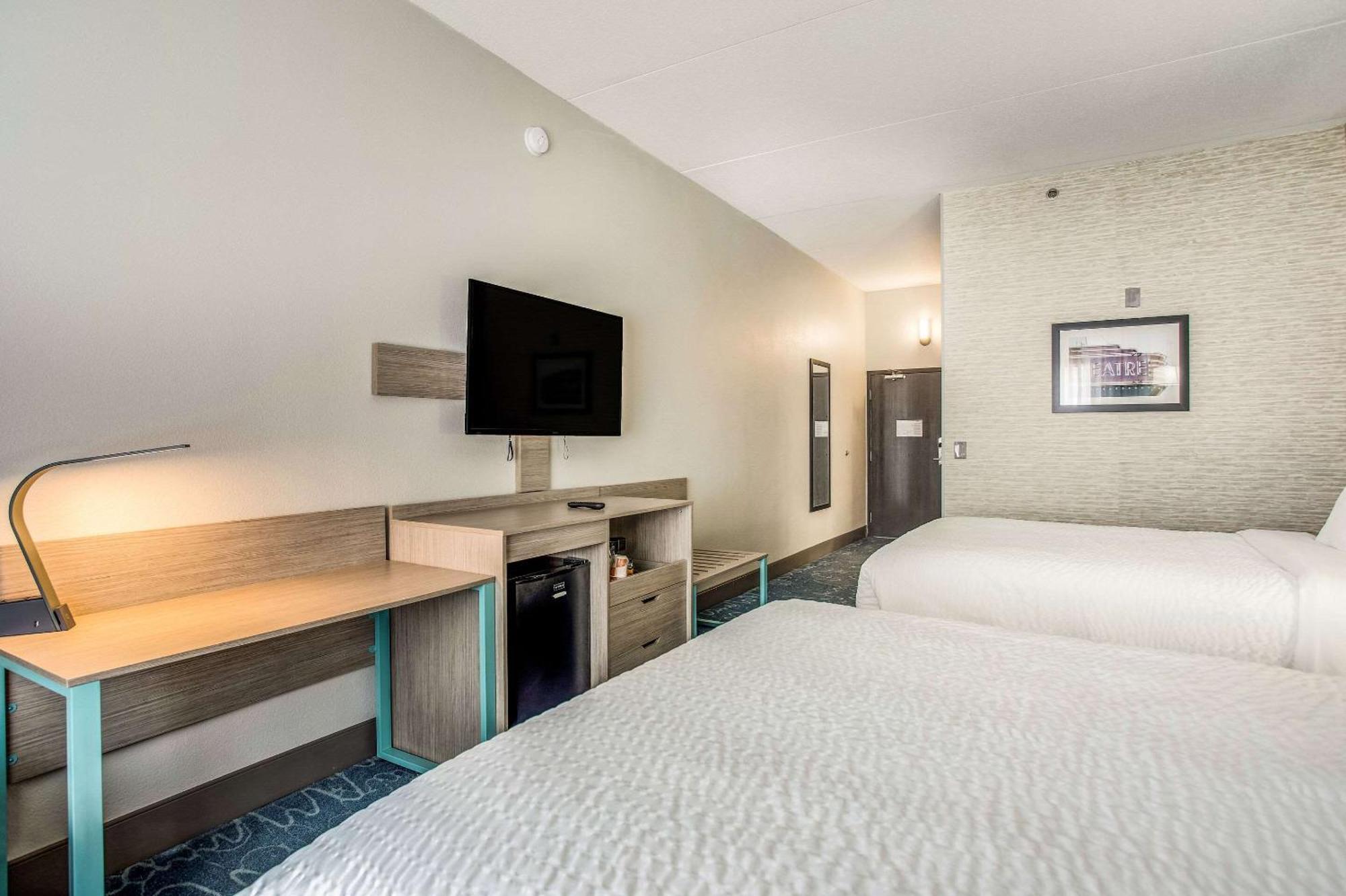 Hotel Clarion Pointe Franklin Exterior foto