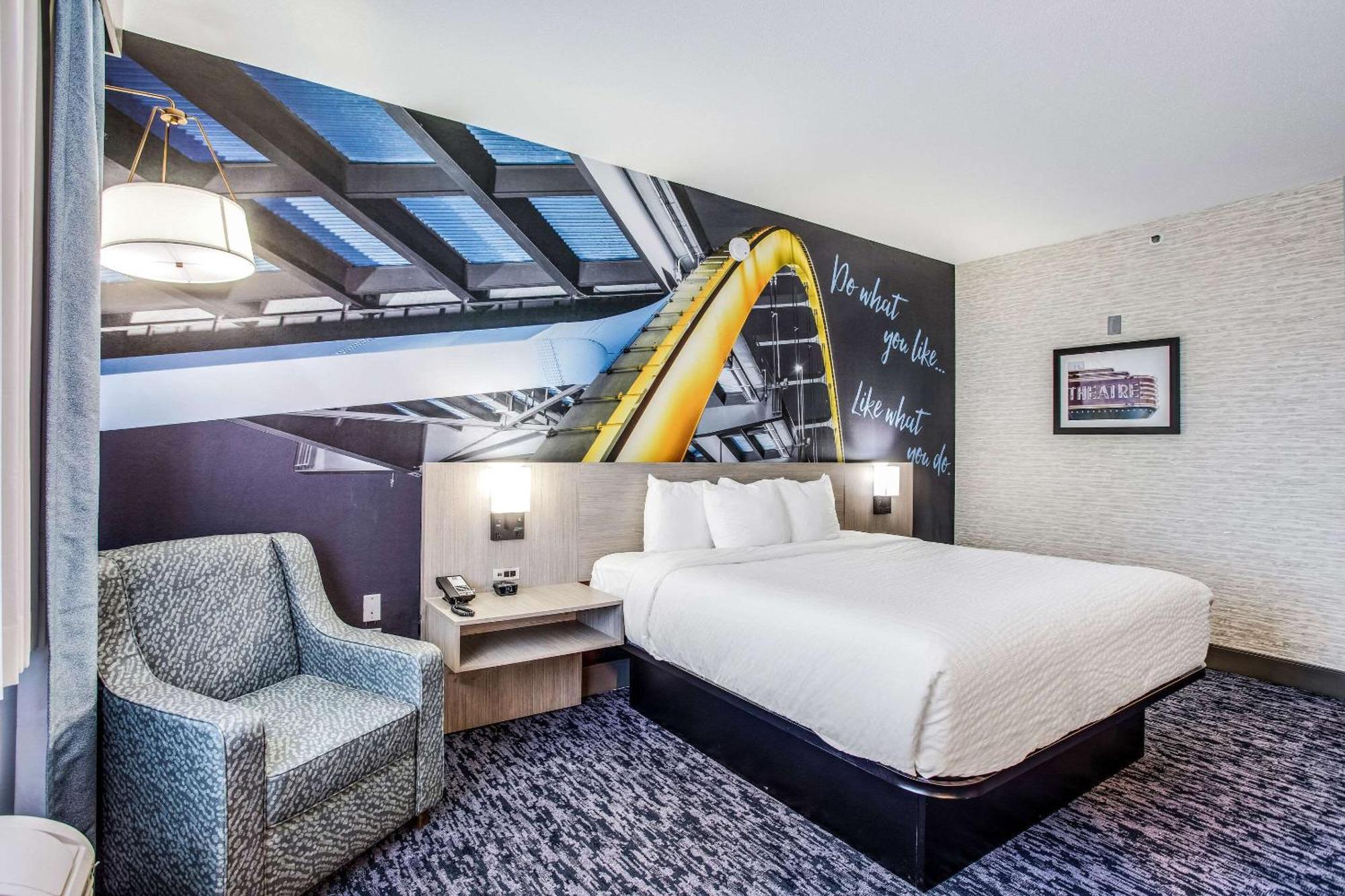 Hotel Clarion Pointe Franklin Exterior foto